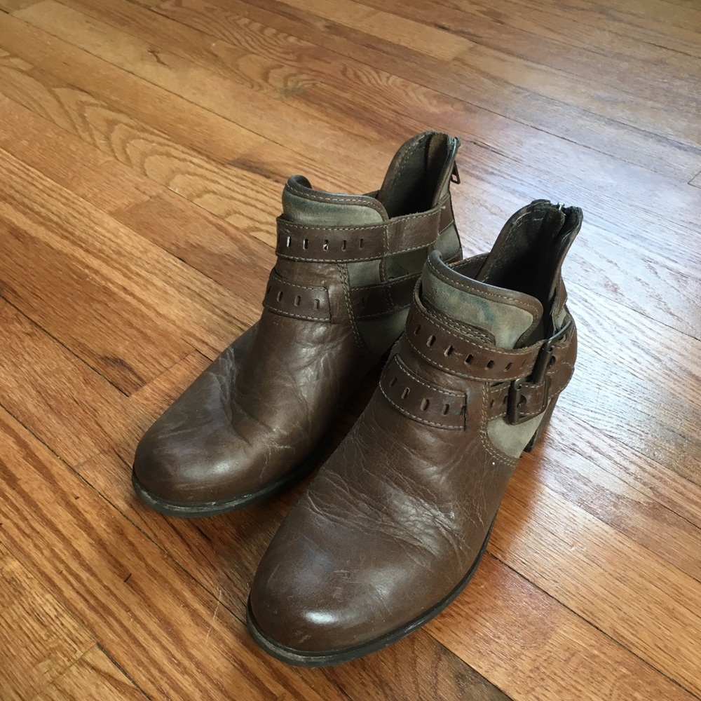 Cute Ugg booties